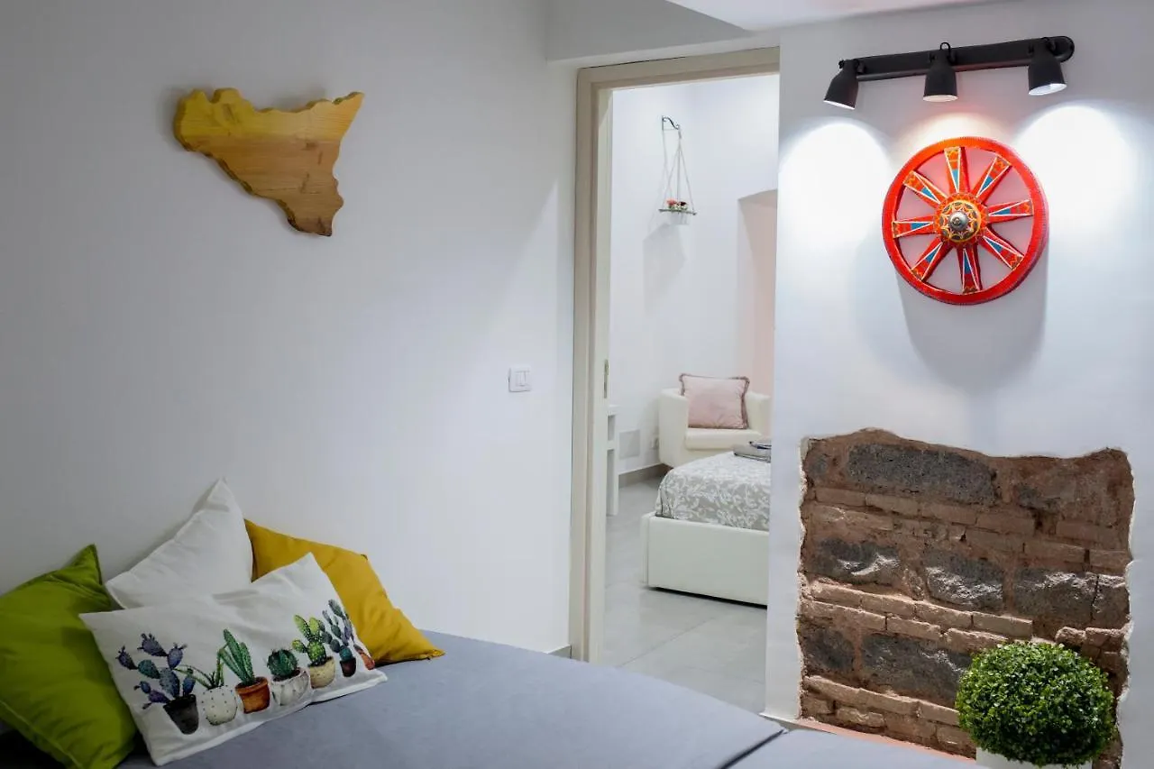 Holiday home Al Cortile Del Re Luxury Home Catania Italy